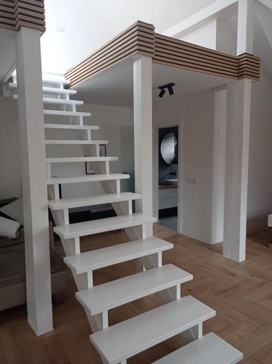 Apartamenty Osmolice W Stawach Deblin Exterior foto