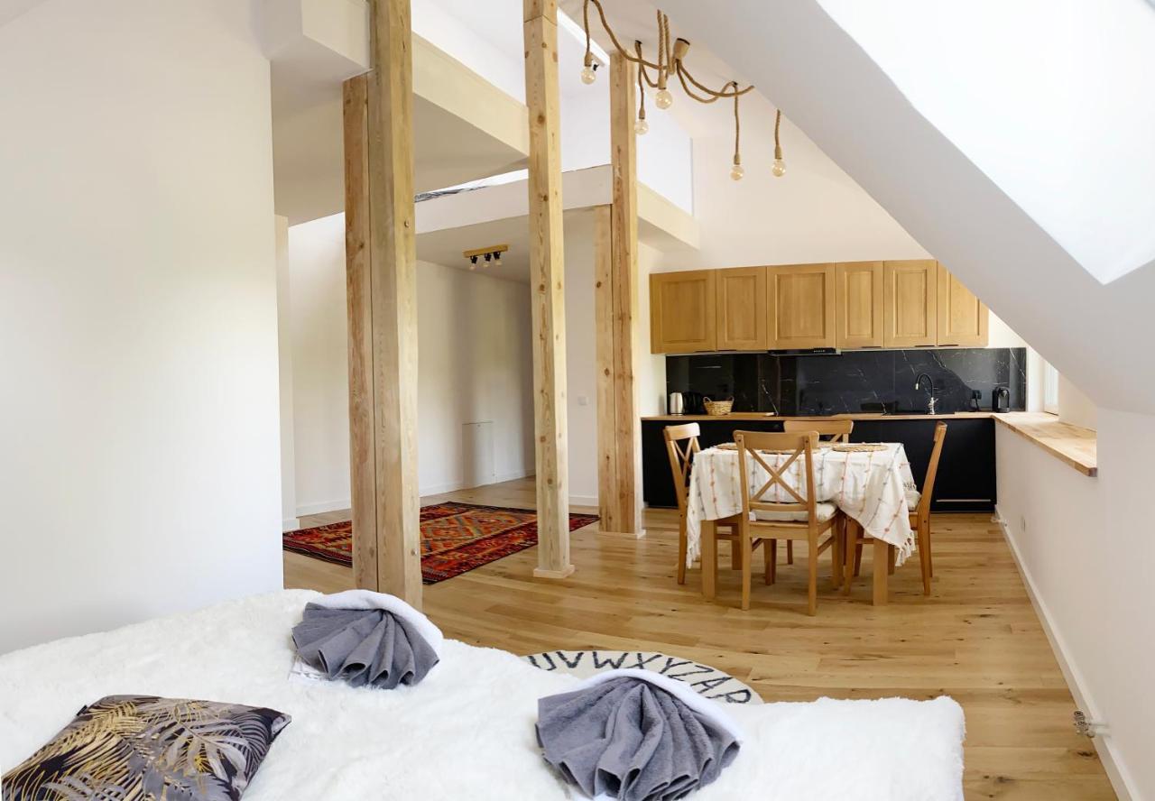 Apartamenty Osmolice W Stawach Deblin Exterior foto