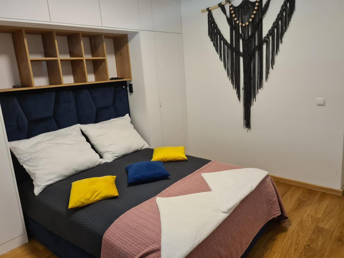 Apartamenty Osmolice W Stawach Deblin Exterior foto